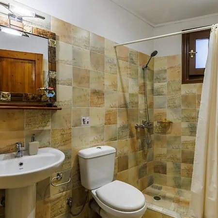 Naiades - Serene Getaway Near