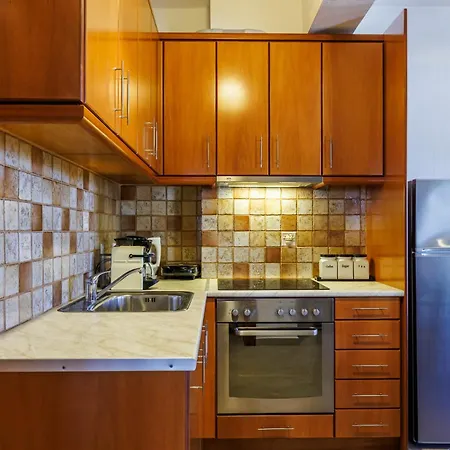 Naiades - Serene Getaway Near Διαμέρισμα