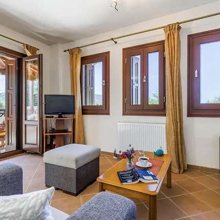 Apartmán Naiades - Serene Getaway Near