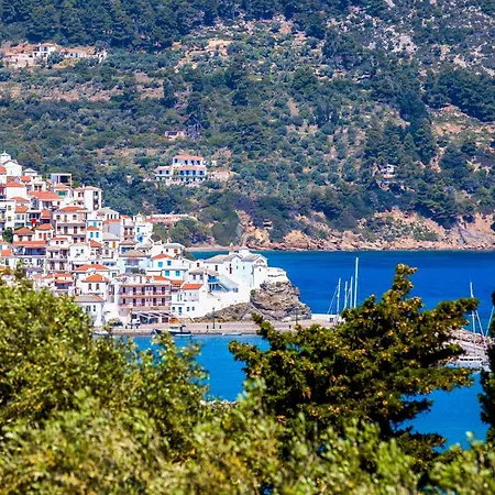 Naiades - Serene Getaway Near *